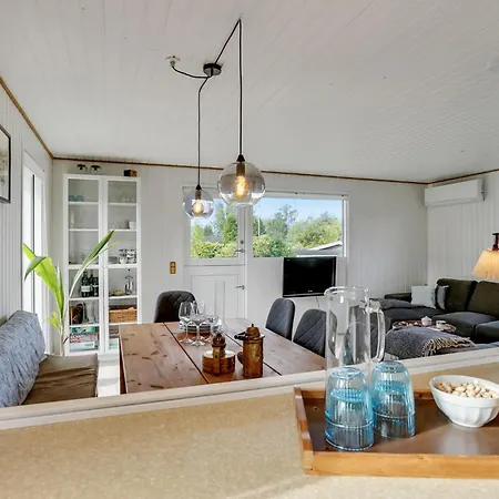 Hébergement de vacances Belle Maison à Avec Wifi *